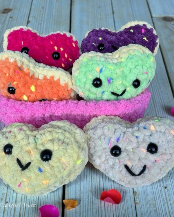 Smiling Heart Plushie Set